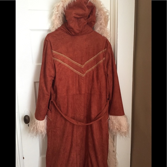 SALE: OFFER $425 TODAY ONLY Joan Jacket - Picture 8 of 14